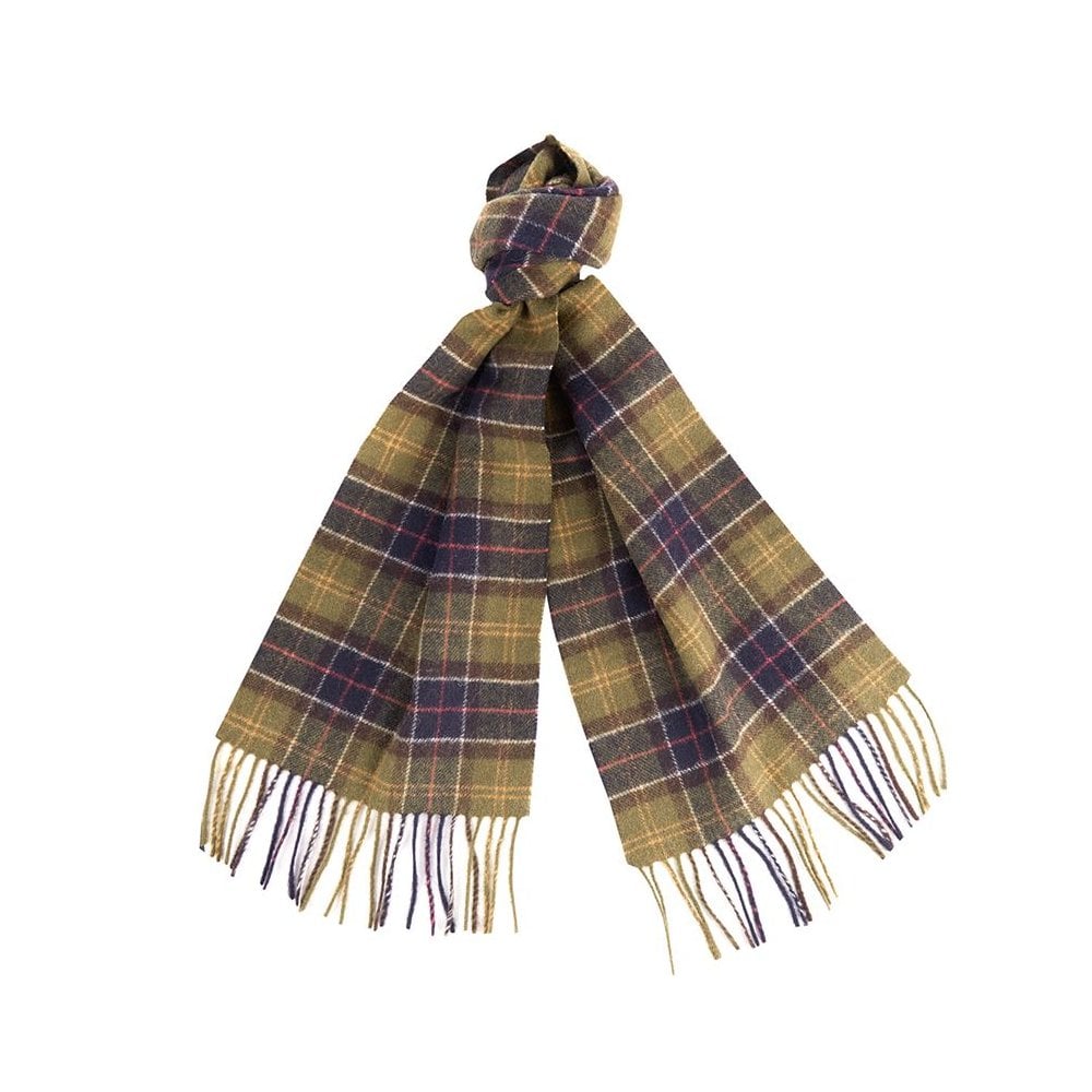 Lambswool Scarf in Classic Tartan