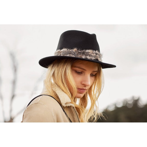 The Suffolk Fedora in Black (Guinea Feather Wrap)