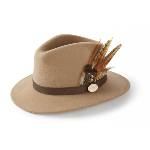 The Suffolk Fedora in Camel (Gamebird Feather)