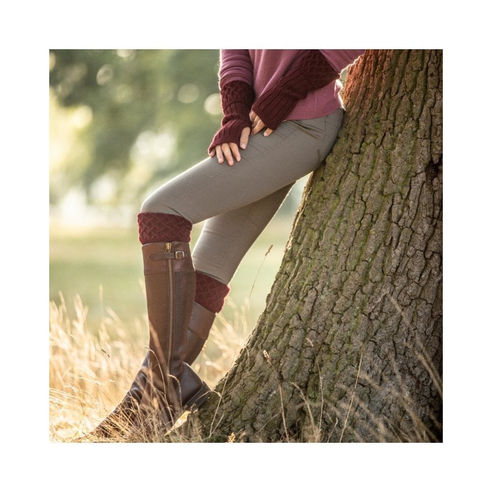 Lady Rannoch Wrist Warmers -Burgundy