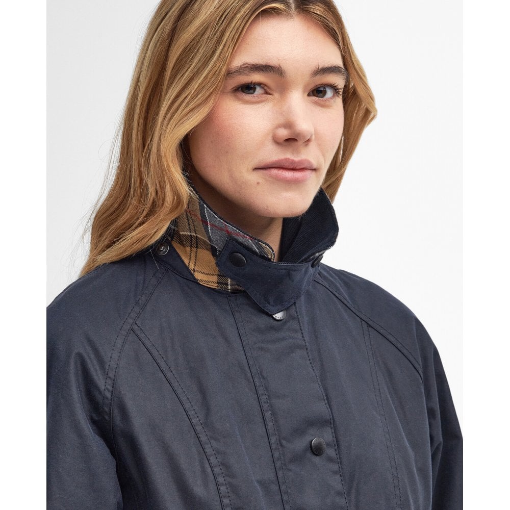 Beadnell Ladies Waxed Jacket in Navy