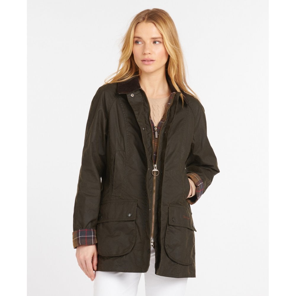 Classic Beadnell Wax Jacket in Olive