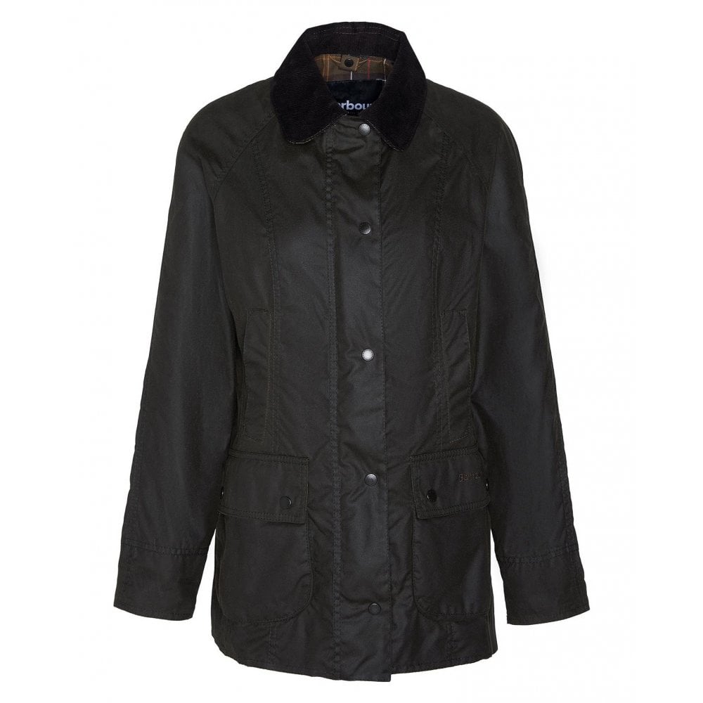 Classic Beadnell Wax Jacket in Olive