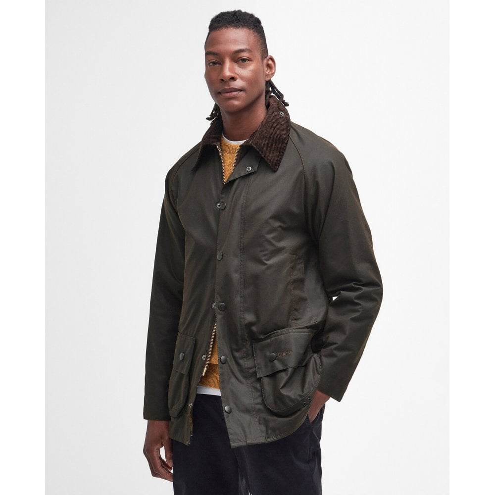 Beaufort Classic Waxed Jacket in Olive