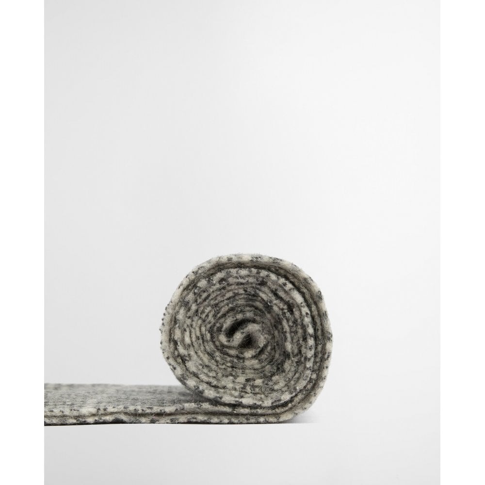 Noelle Scarf Code  - Monochrome