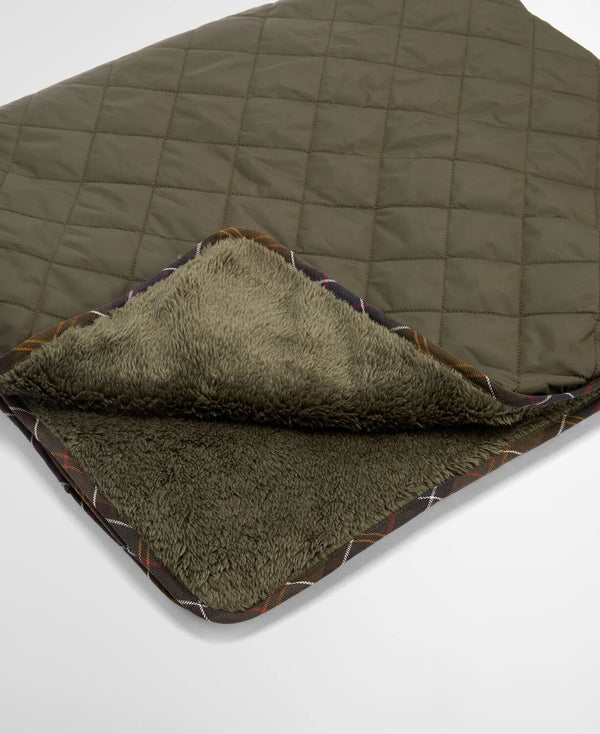 Dog Quilt & Fleece Blanket